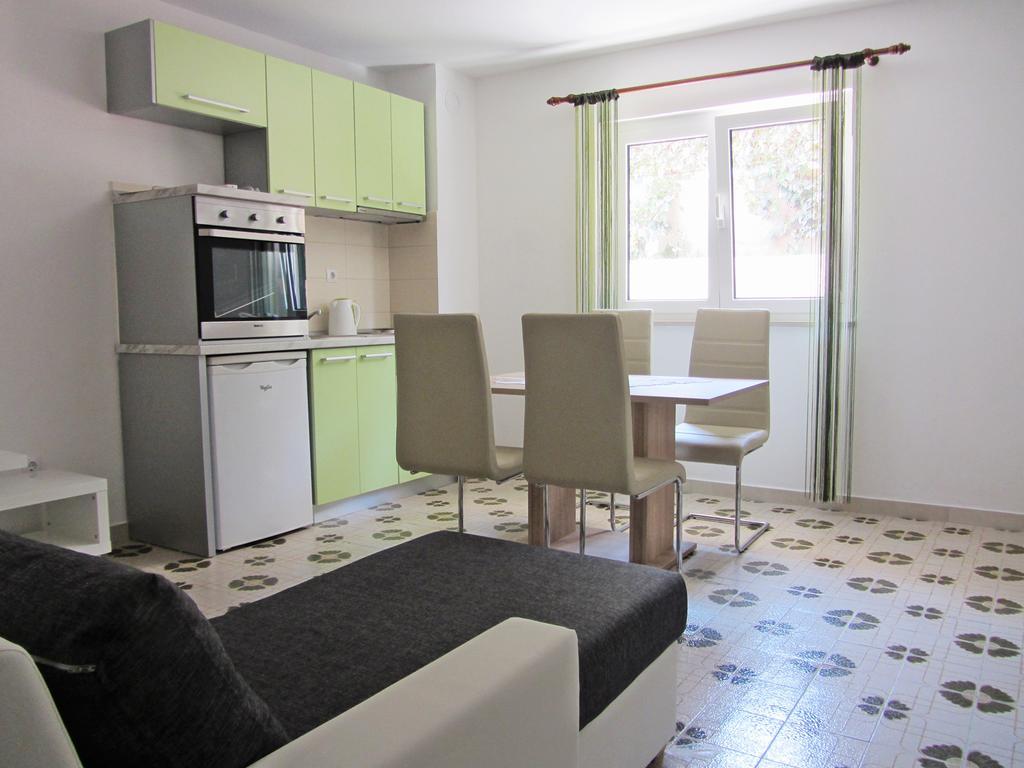 Apartmani Bozic Stobreč Extérieur photo